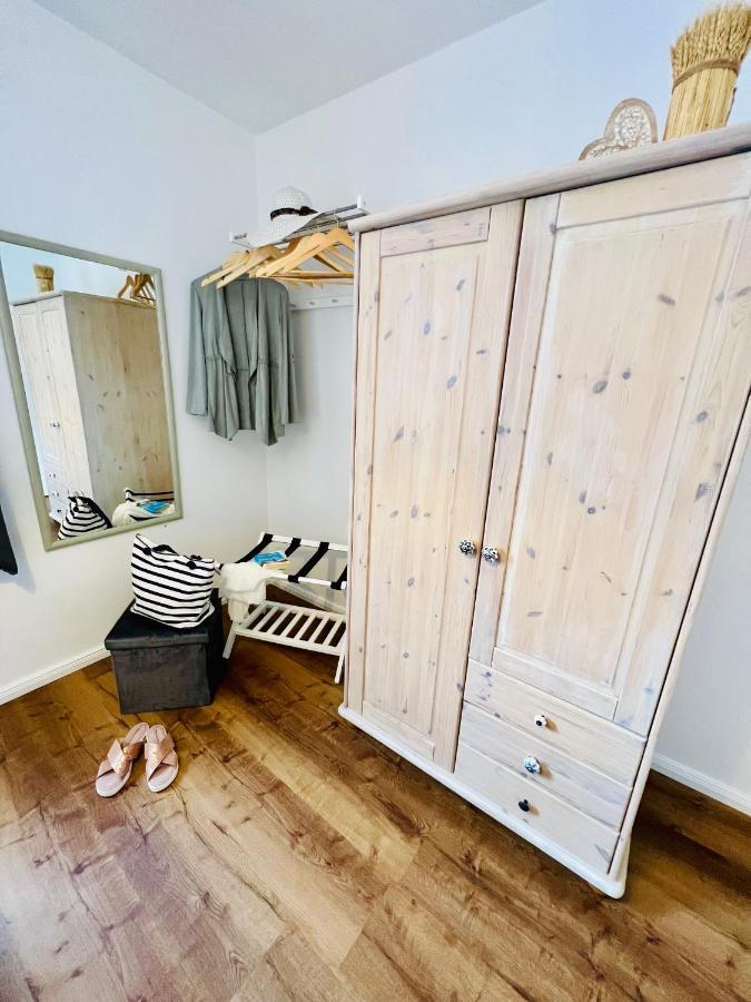 Seelund - Meeresrauschen Lauschen - Ruhiges Sonniges Apartment Mit Garten Und Terrasse Nahe Strand Und Ostsee Schönhagen Kültér fotó